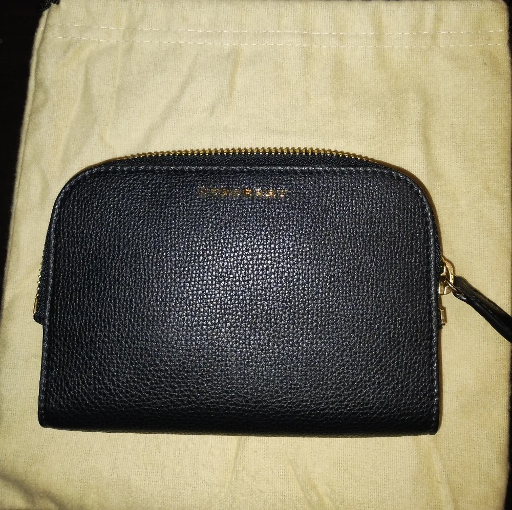 Burberry Small Black Purse/Crossbody - Picture 3 of 9